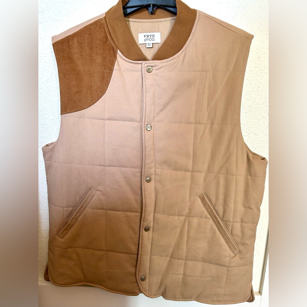 Men’s Tan Quilted Vest 2XLT NWOT Frye and Co